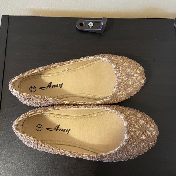 Like new. Only worn a couple times. - Picture 2 of 4